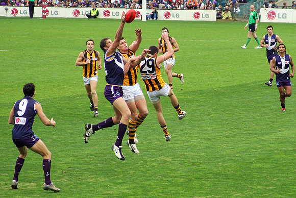 AFL: Hawks vs Dockers